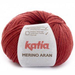Merino Aran, de Katia, acrílico y merino